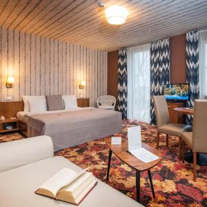 Apartment (2 Adults)
