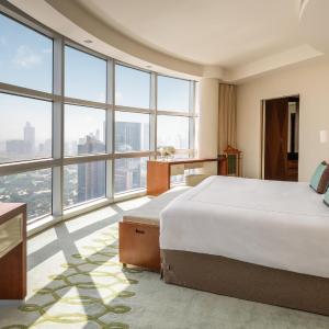 Executive Suite with Panoramic Skyline Views, Airport Transfers, Direct Connectivity to Museum of The Future, Complimentary Breakfast, Signature Afternoon Tea, Evening Sundowners, Soft Refreshments and Canapes