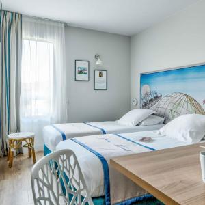 Classic Twin Room