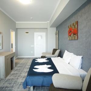 Family Suite with Sea View