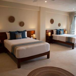 Queen Suite