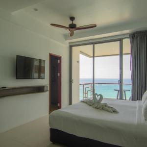 Superior Double or Twin Room with Sea View