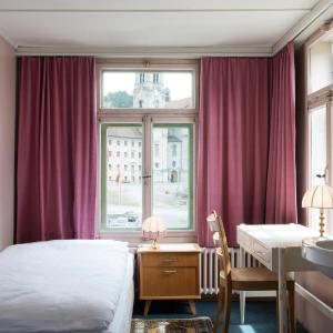 Double Room with Shared Bathroom