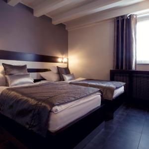 Small Twin Room