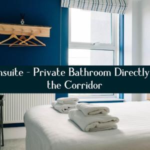 Double Room with Private External Bathroom
