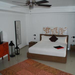 Deluxe Studio with Balcony and Sea View
