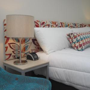 Beachfront Studio Ground Floor (King Bed)
