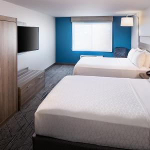 One-Bedroom King Suite - Non-Smoking