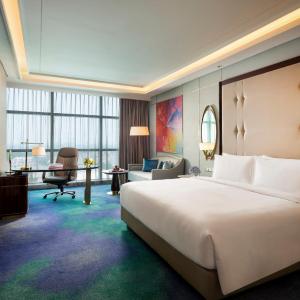 Classic Corner King Room