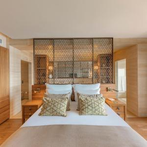 Deluxe Room with Sea View