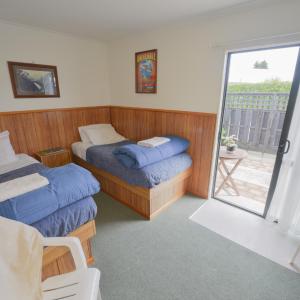 Twin Room with Shared Bathroom