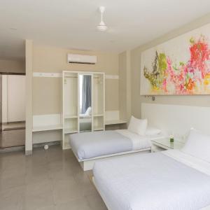Deluxe Room with Ocean View