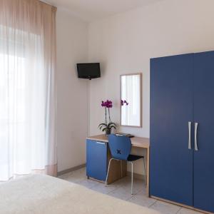 Triple Basic Room