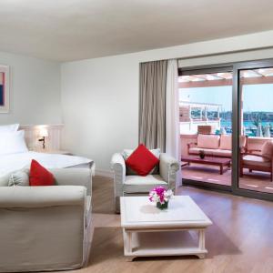 Deluxe Double or Twin Room with Balcony and Sea View