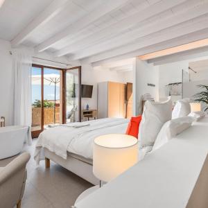 Double or Twin Room with Terrace