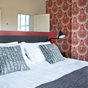 Double Room with Street View