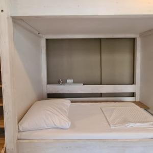 Bed in 4-Bed Dormitory Room