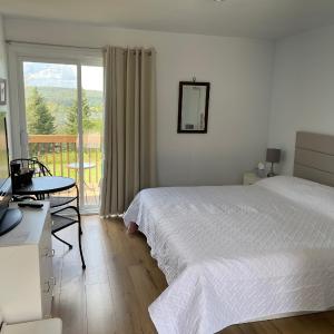 King Room with Balcony