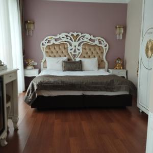 Deluxe Double Room with Balcony and Sea View