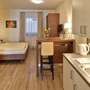 Double Room with Kitchenette