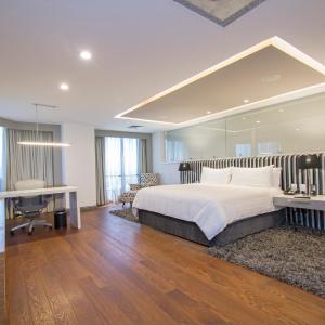 Ambassador Suite