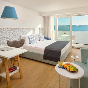 Double Room with Balcony and Sea View