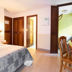 Deluxe Double Room with Extra Bed