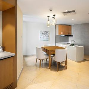 Premium King Room