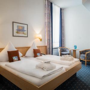 Small Double Room with Courtyard View