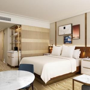 Superior Skyline View Room 