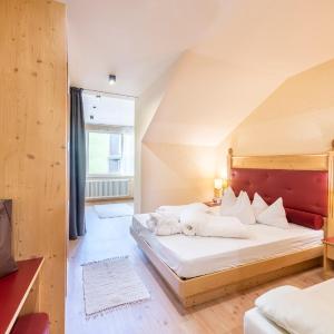 Junior Suite with Mountain View