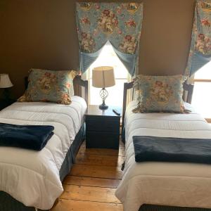 Twin Room with Two Single Beds - Non Smoking