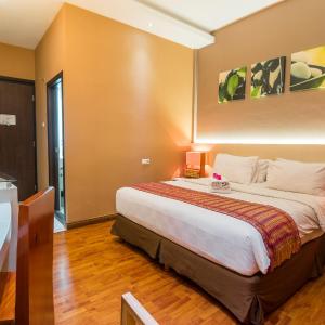 Double Room - Non-Smoking 