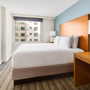 Two-Bedroom King Suite