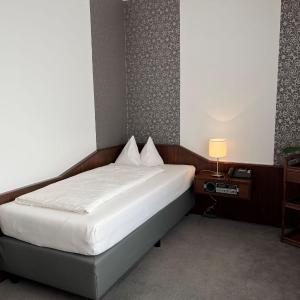 Large Single Room