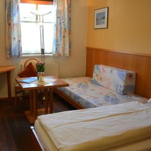 Basic Budget Single Room
