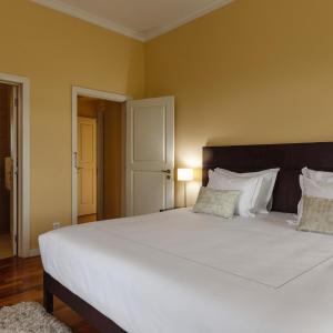 King Room with Pool View