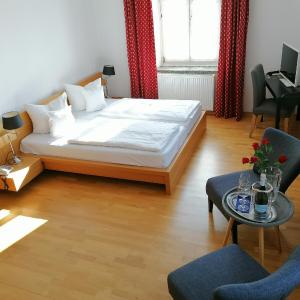 Large Double Room