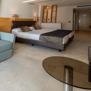 Family Room with Garden View (2 Adults + 2 Children)