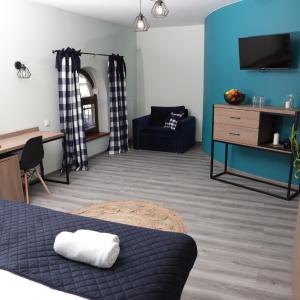 Deluxe Double Room with Extra Bed