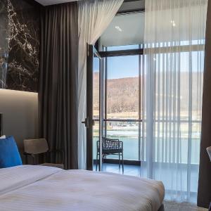 King Room with Lake View