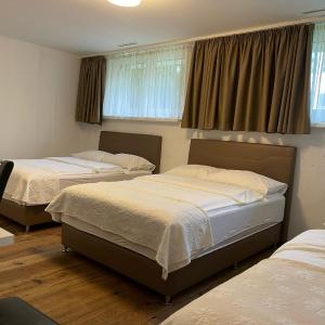 Apartment (5 Adults)