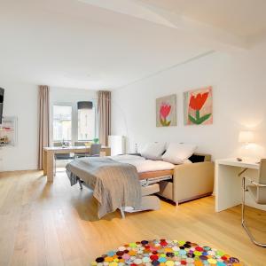 Large One-Bedroom Apartment