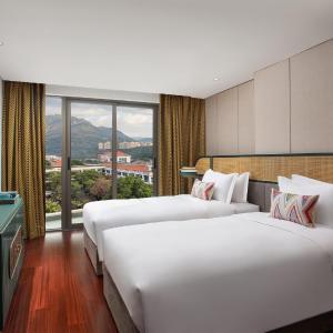 Twin Room - Non-Smoking