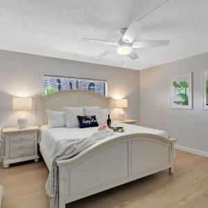 Deluxe Two-Bedroom Condo - Partial Ocean View - Unit #202