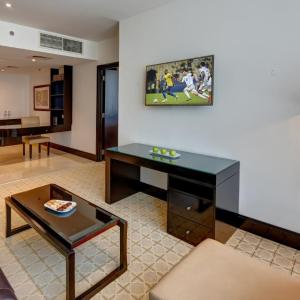 One-Bedroom King Suite with City View