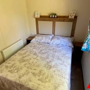 Holiday Home Pine 2 (No Pets)