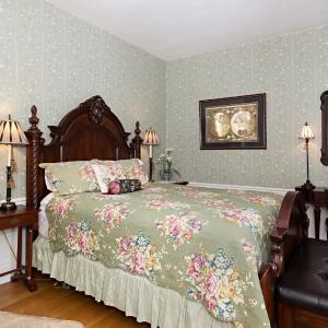 Duke Room