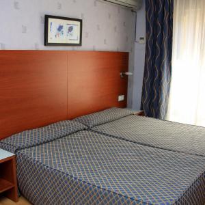 Twin Room (1 Adult)
