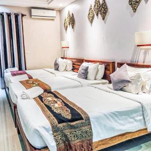 Deluxe Family Suite